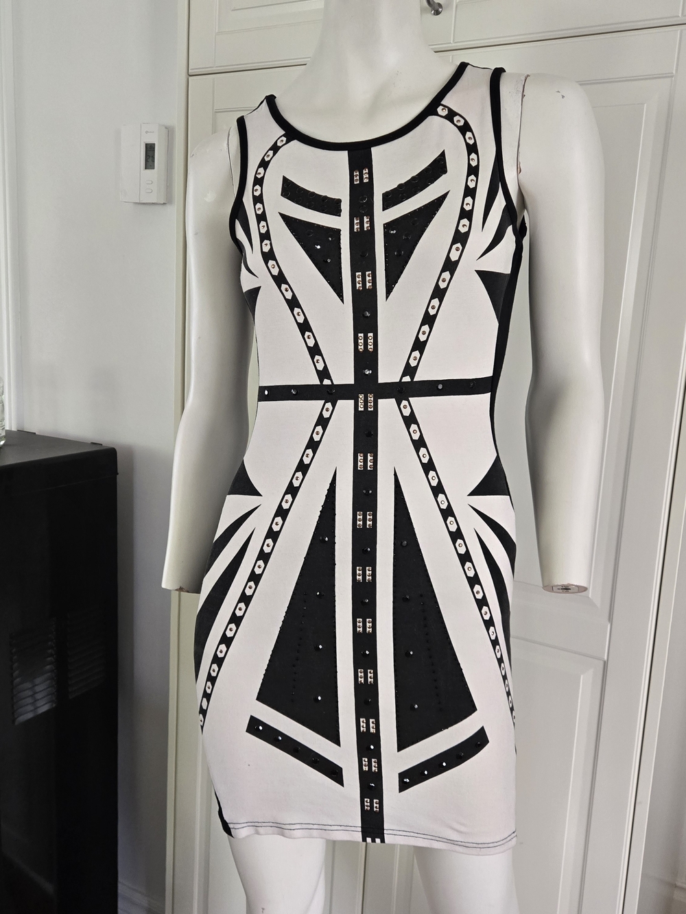 Black and White Geometric Bodycon Dress